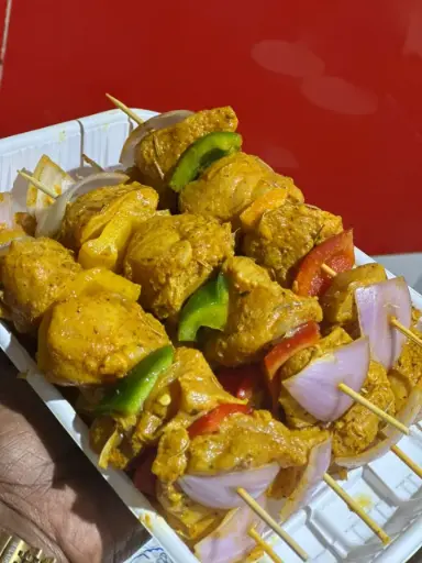Brochette de poulet mariné